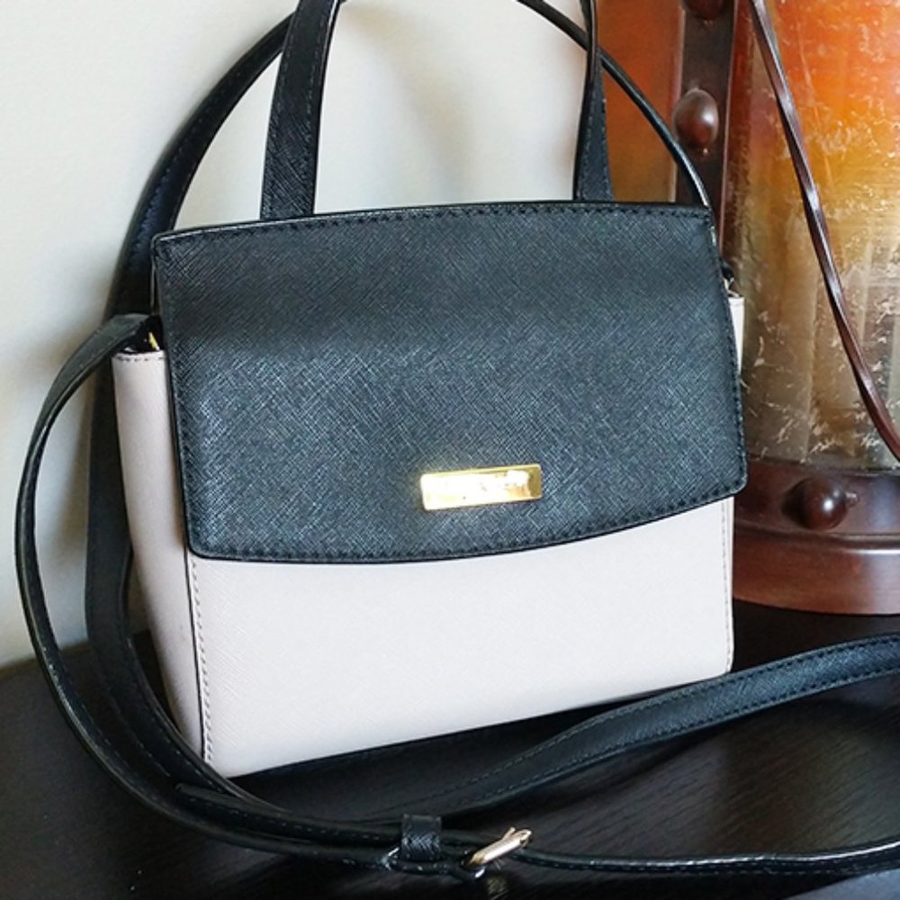 Kate Spade Mini Alisanne Laurel Way Almondine & Black Leather Cross Body Bag EUC